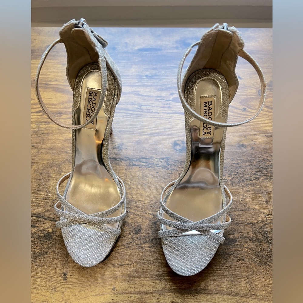 Badgley Mischka Strappy Stiletto Silver Sandals size 8